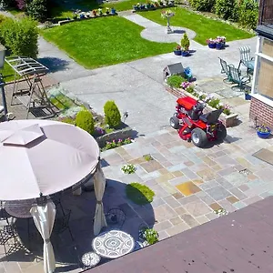 4* Bed & Breakfast Acorn In Hull